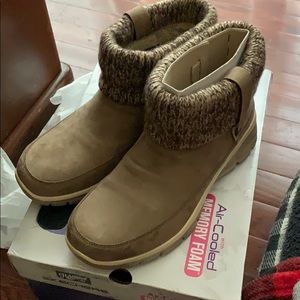Sketchers ankle boots
